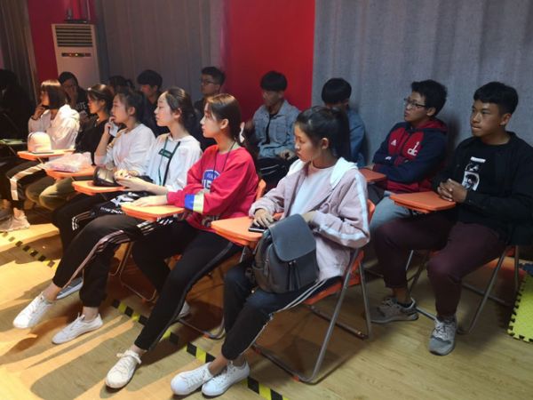 怎樣才能提高自己的表演技巧？